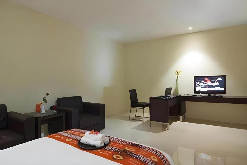 Aria Barito Hotel Banjarmasin  Buitenkant foto